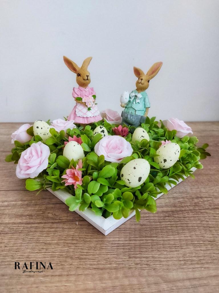 Nyuszis asztaldísz virággal 20 cmx 20 cm  1