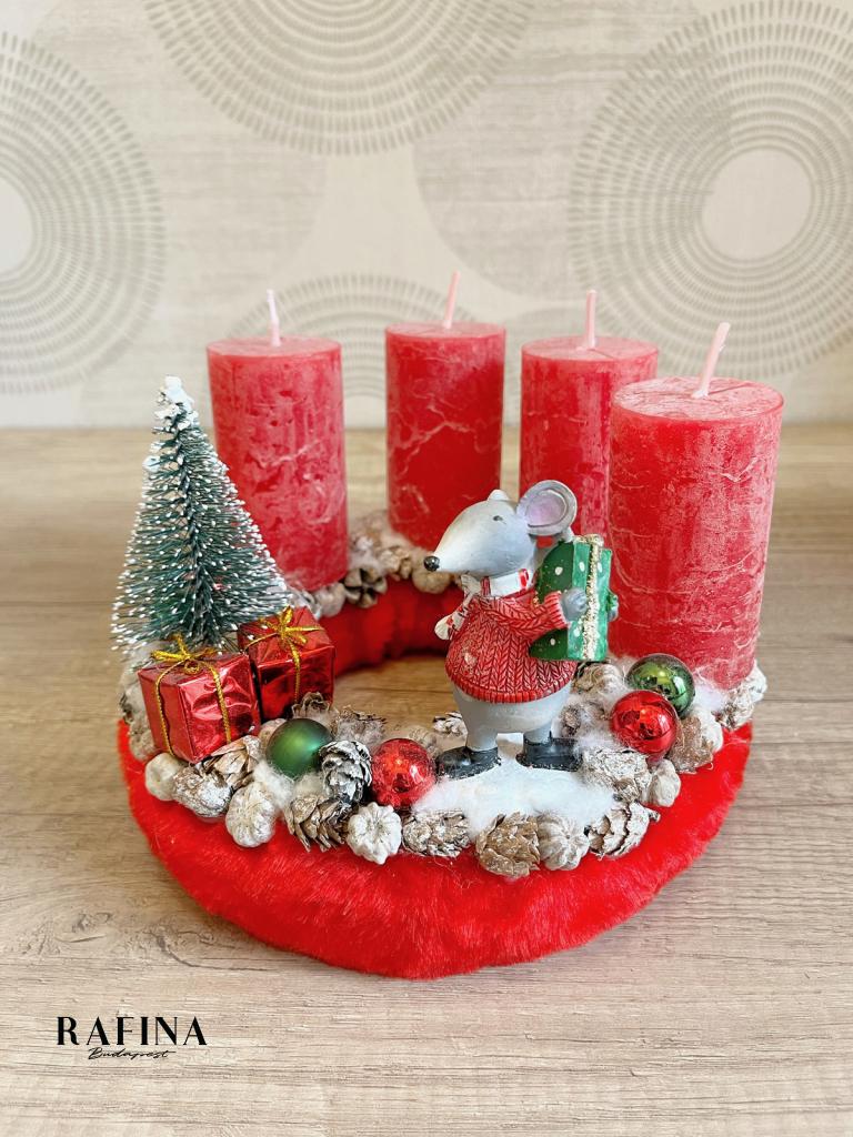 Adventi koszorú egérrel, piros színű 1