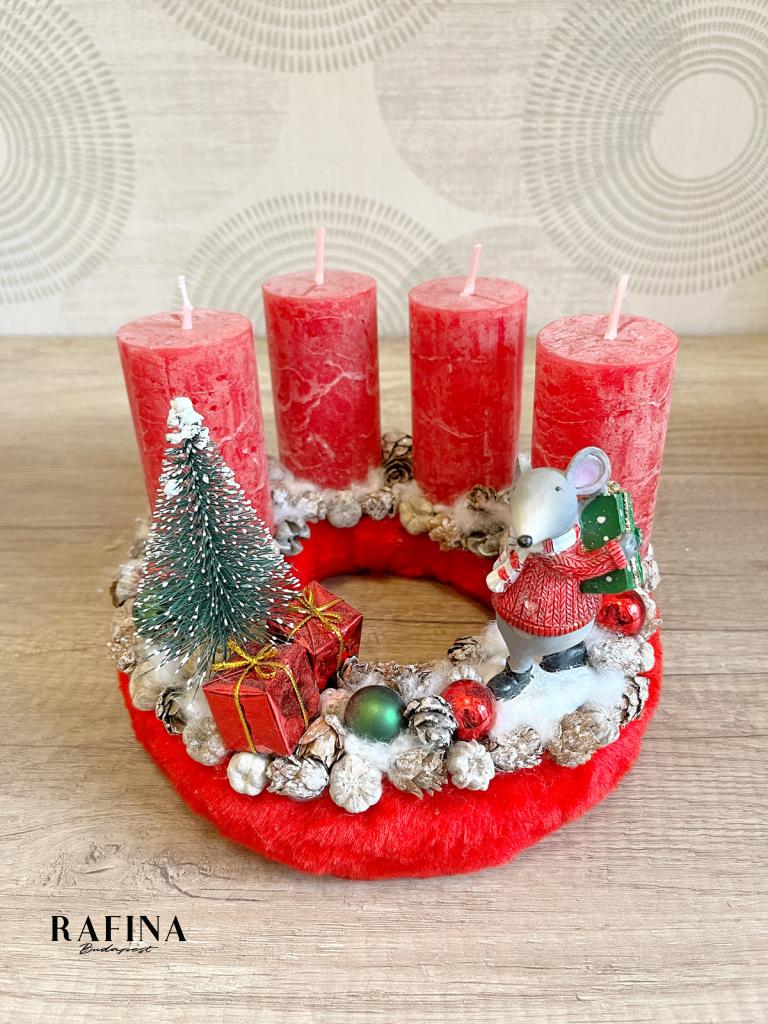 Adventi koszorú egérrel, piros színű 1