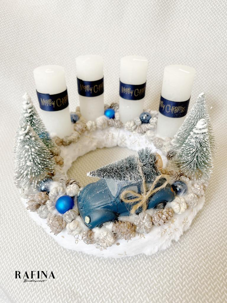 Adventi koszorú autóval, kék-arany-fehér színű 1