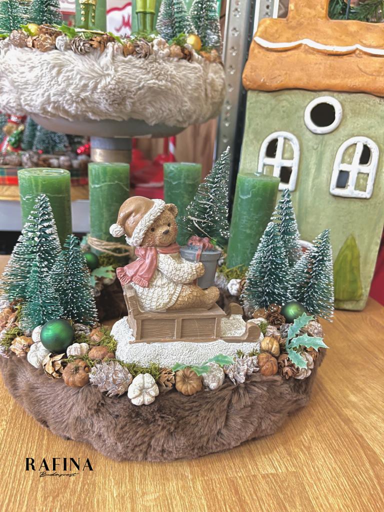 Adventi koszorú szánkózó macival, zöld-barna, 28cm 1