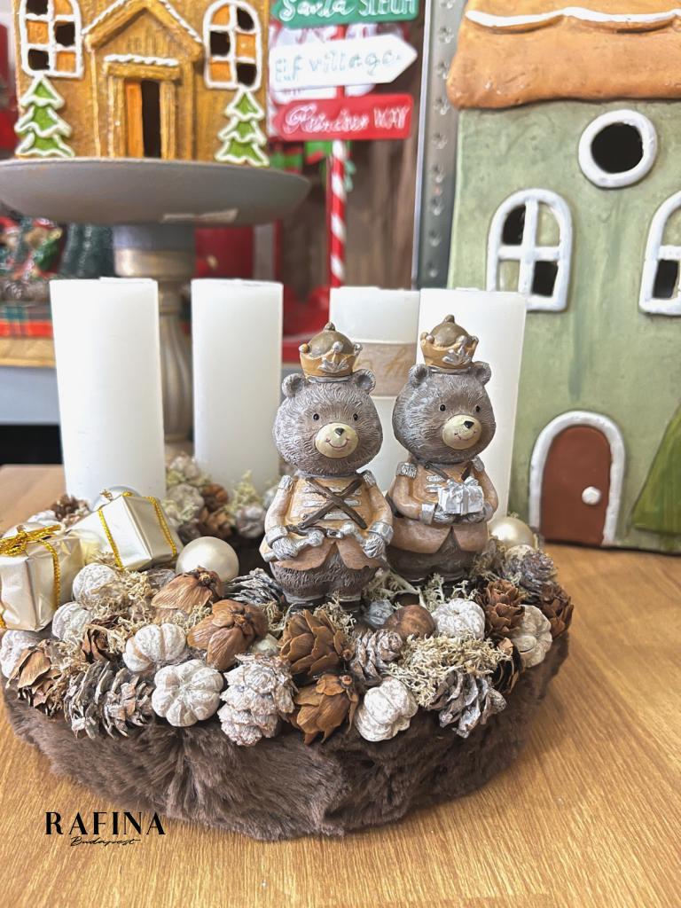 Adventi koszorú maci királyi párral, barna-fehér, 24cm 1