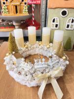 Adventi koszorú arany-fehér vonattal 5