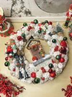 Karácsonyi kavalkád piros-zöld-fehér színben, adventi kopogtató ajtóra 35cm 5