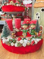 Adventi koszorú manókkal, piros-zöld, 28cm 2